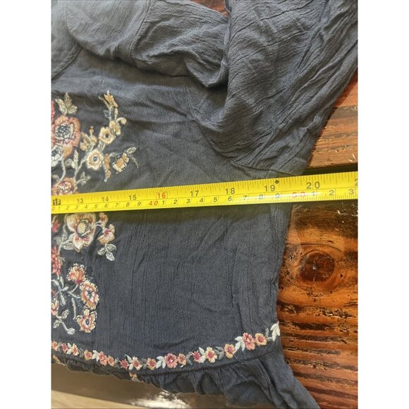 American Eagle Embroidered Bell Sleeve Top Size Large Women’s Floral Boho - Picture 7 of 10